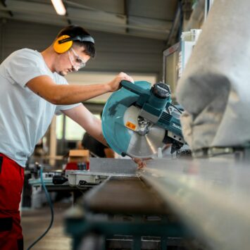 How to Choose the Perfect Saw Blade for Every Project